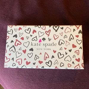 Heart Kate Spade wallet